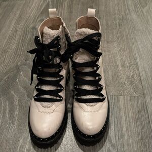 Steve Madden Boots